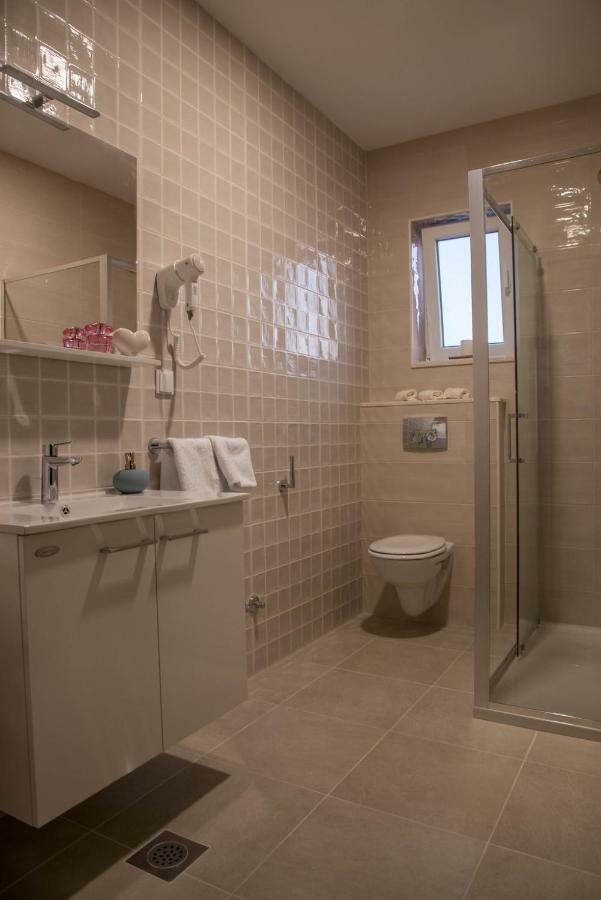 Apartment Eli - Sea View Mlini Ngoại thất bức ảnh