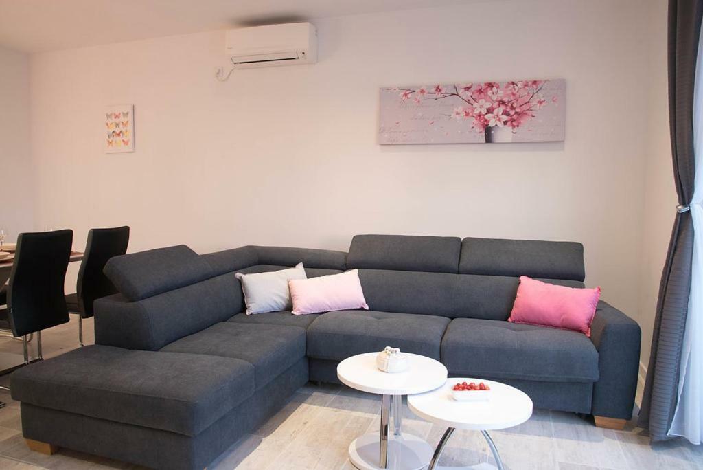 Apartment Eli - Sea View Mlini Ngoại thất bức ảnh