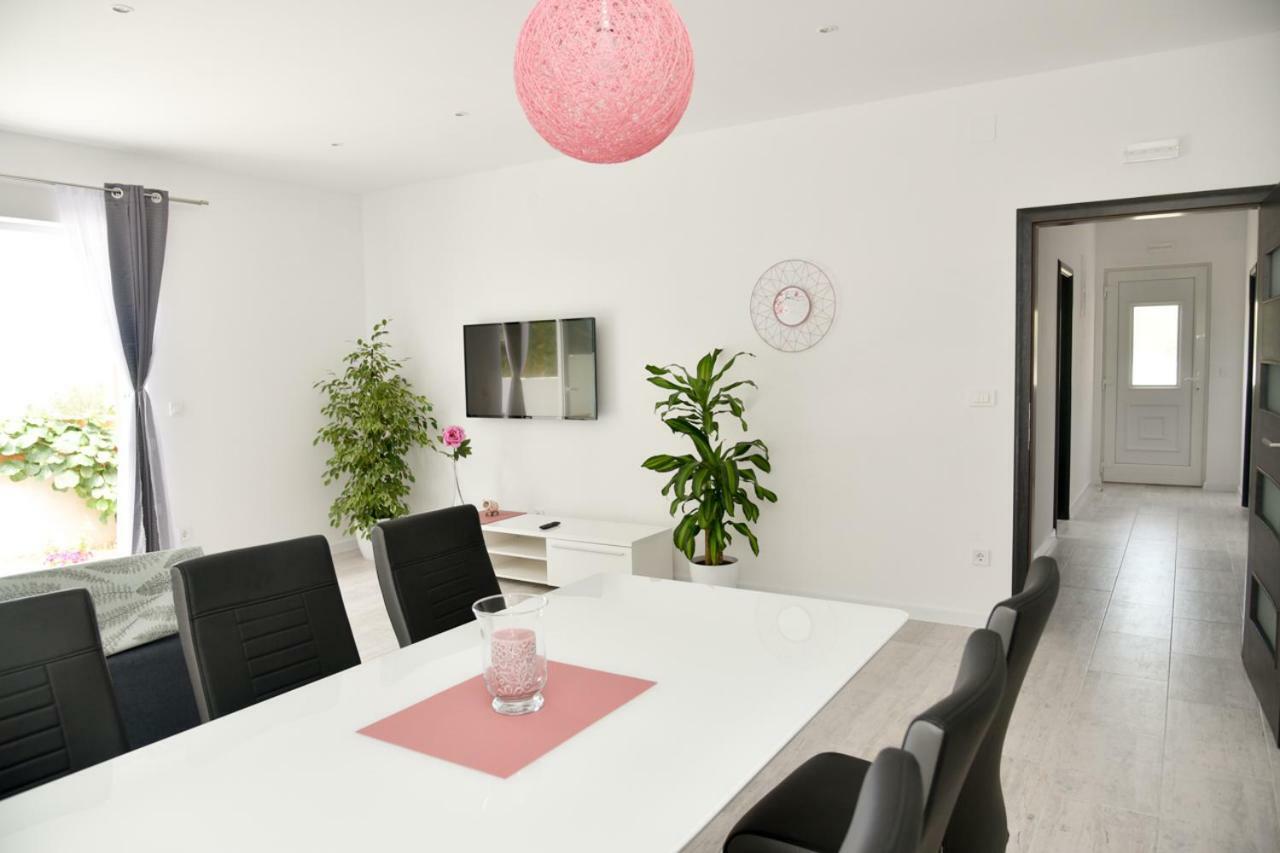 Apartment Eli - Sea View Mlini Ngoại thất bức ảnh